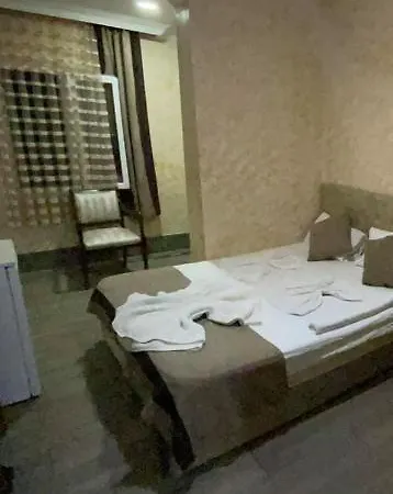 özgür Işıklar