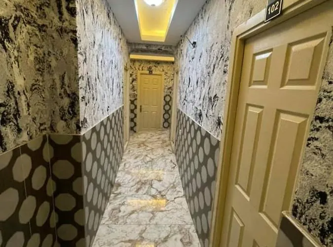 Ozgur Isiklar Hotell