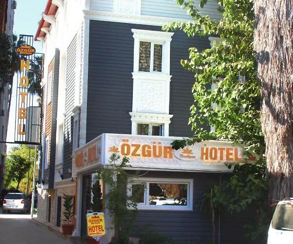 Szálloda Ozgur Isiklar 2*