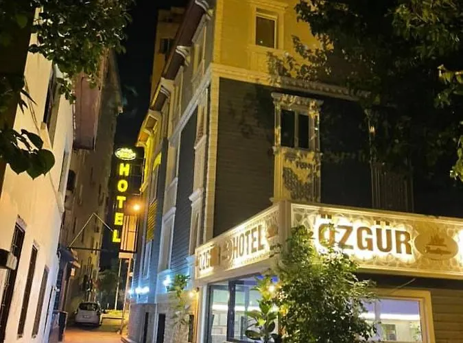 Ozgur Isiklar Szálloda