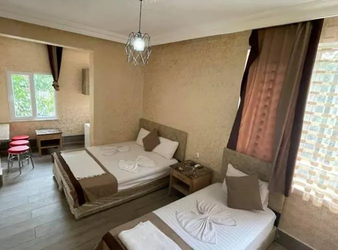 Ozgur Isiklar Szálloda