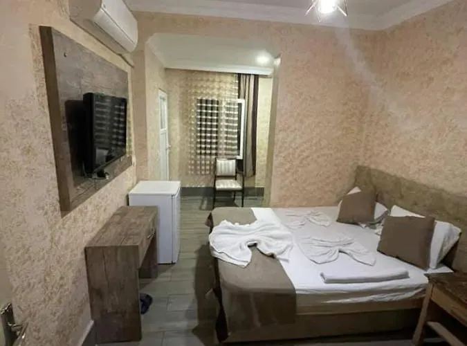 Hotel Ozgur Isiklar 2*