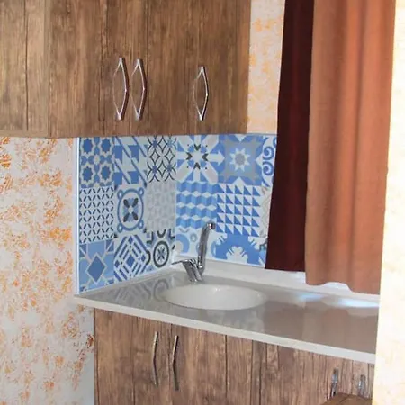 özgür Işıklar 2*