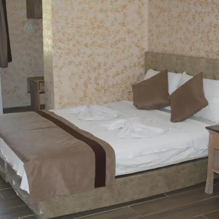 özgür Işıklar 2* Antalya